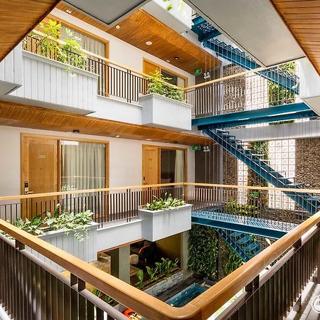 Zoneland Apartments - Lahome Beach Villa Дананг Екстер'єр фото