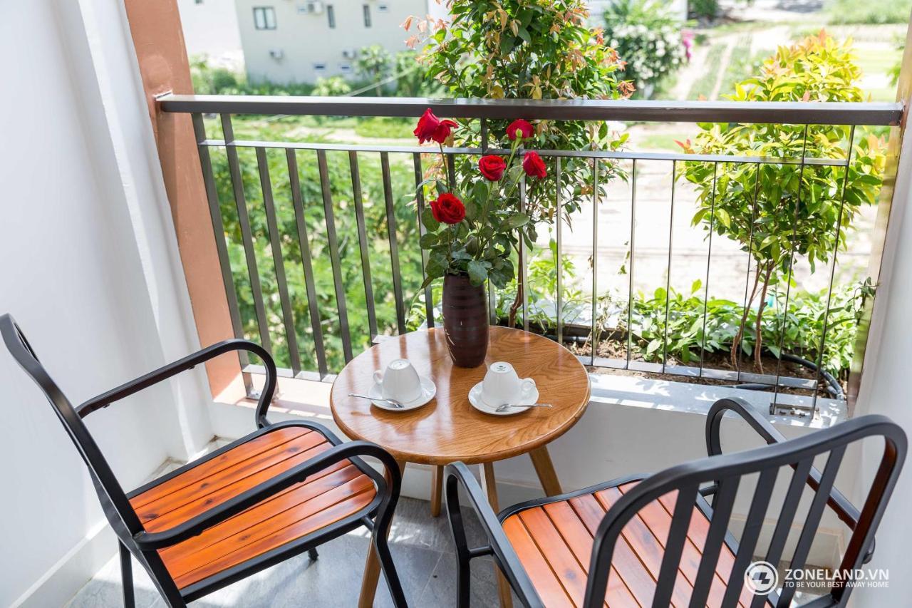 Zoneland Apartments - Lahome Beach Villa Дананг Екстер'єр фото