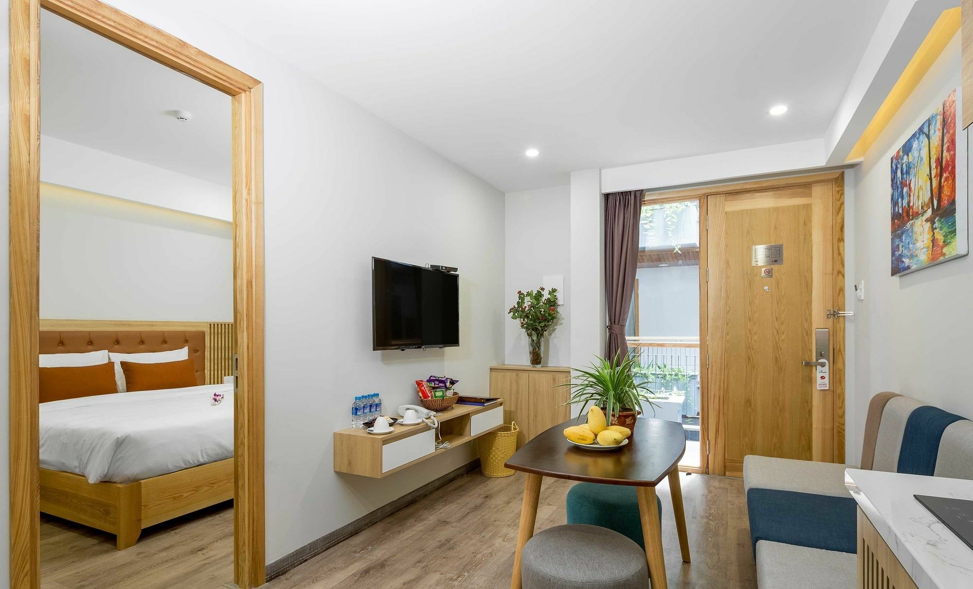 Zoneland Apartments - Lahome Beach Villa Дананг Екстер'єр фото